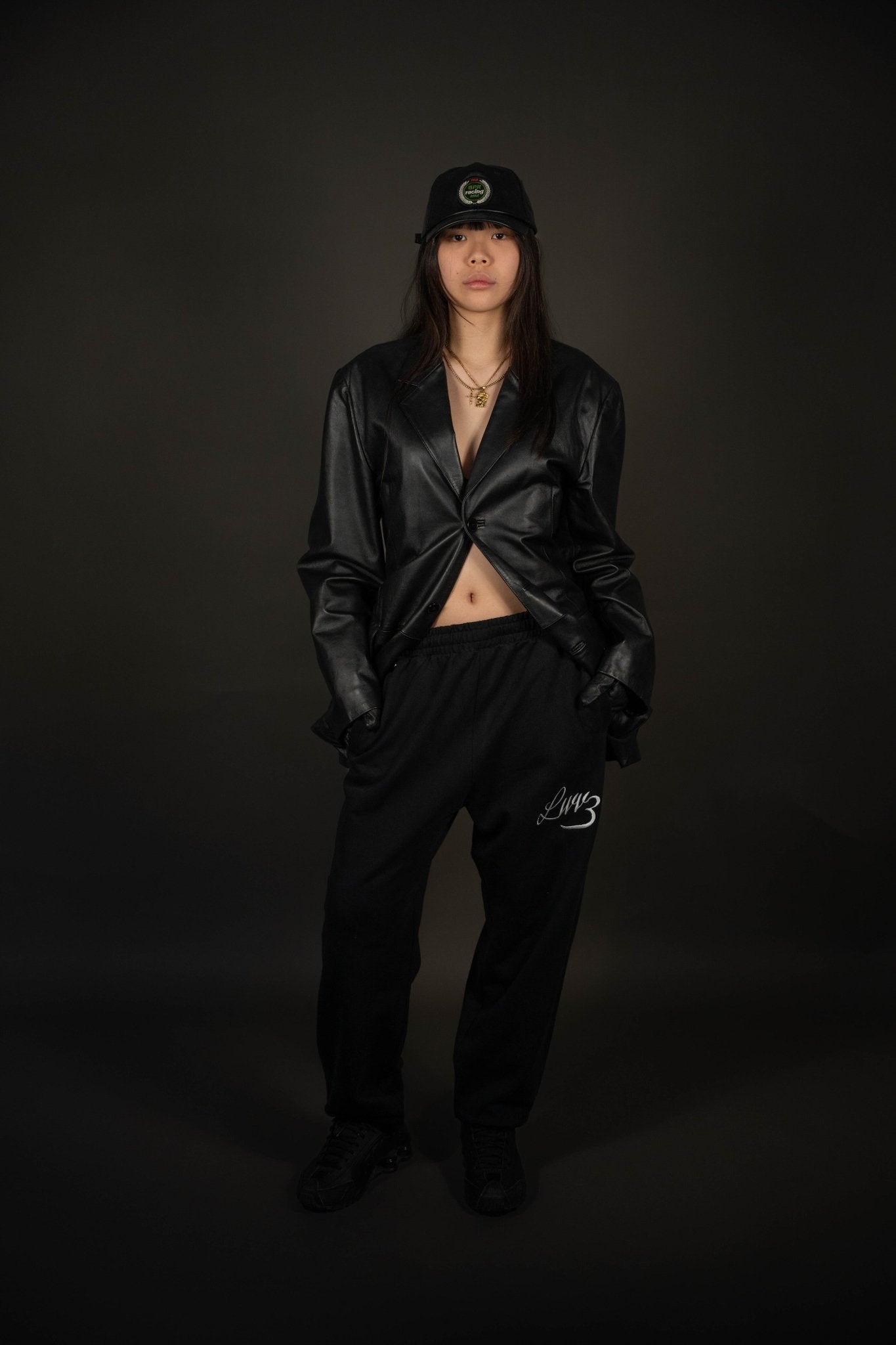L3 ESSENTIAL ONYX TRACKPANT
