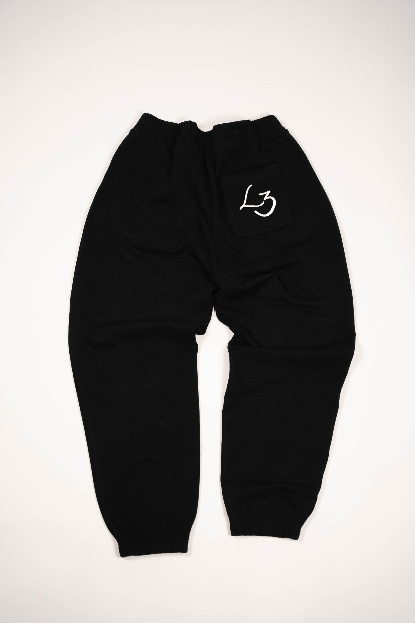 L3 ESSENTIAL ONYX TRACKPANT
